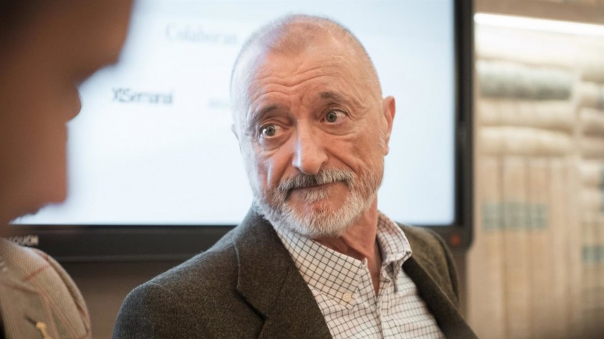 Pérez-Reverte aplaza las jornadas sobre la Guerra Civil por amenazas