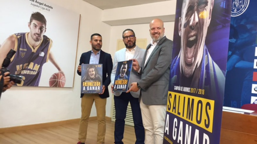 Los responsables del UCAM Murcia CF en la presentación de la campaña de abonos