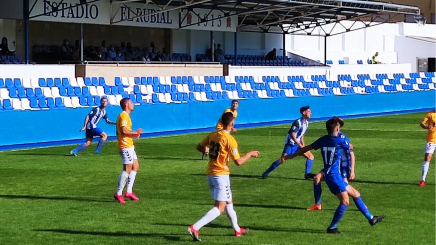 Reparto de puntos entre Águilas y UCAM B| 1-1