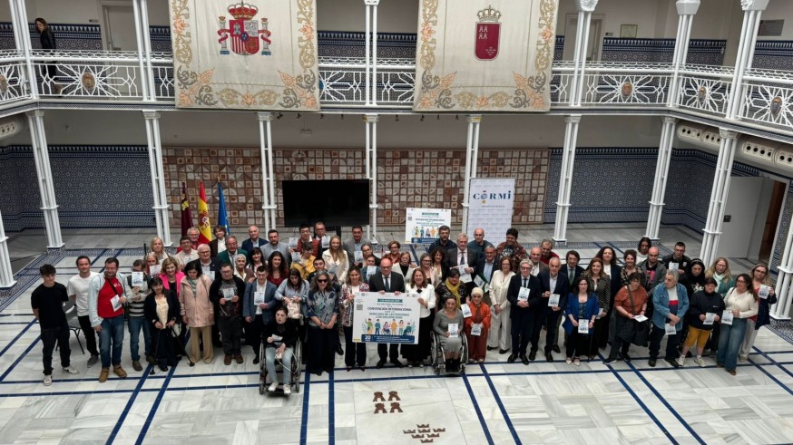 El paro golpea dos veces a las personas con discapacidad