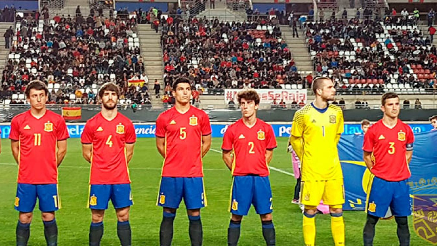 La selección, en su última visita, contra Dinamarca.