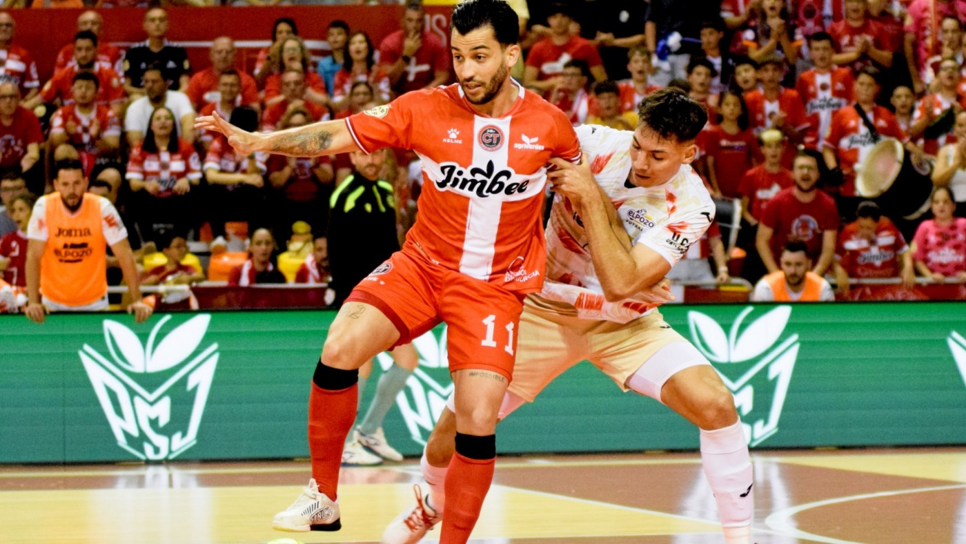El Jimbee se come a ElPozo y jugará la final (5-0)
