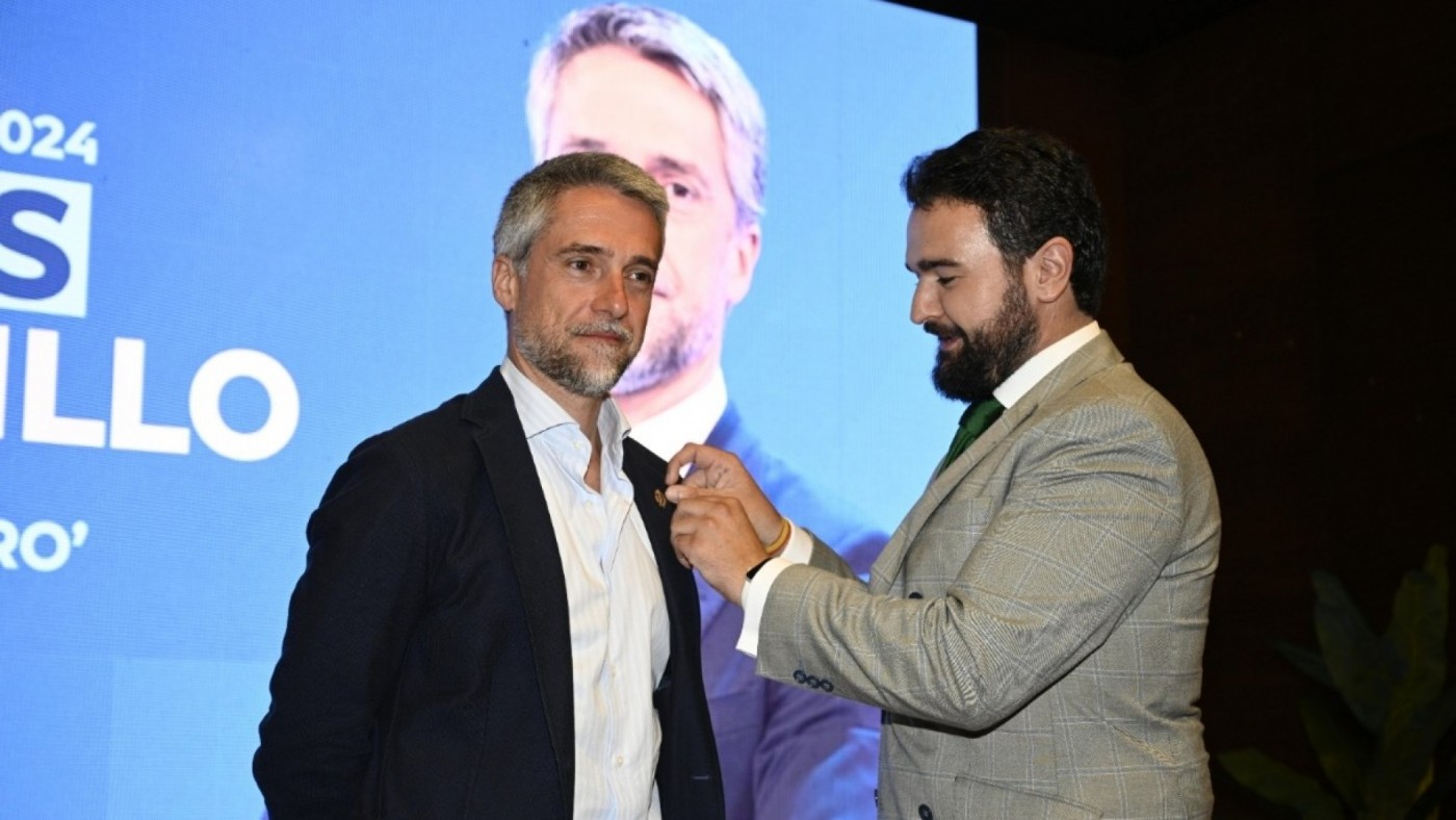 Carlos Franganillo recibe el 'Castillete de Oro' del Cante de las Minas