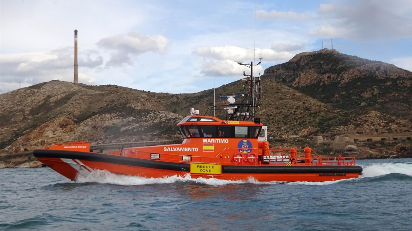 Salvamento Marítimo rescata a 19 migrantes a unas 12 millas de Cabo de Palos