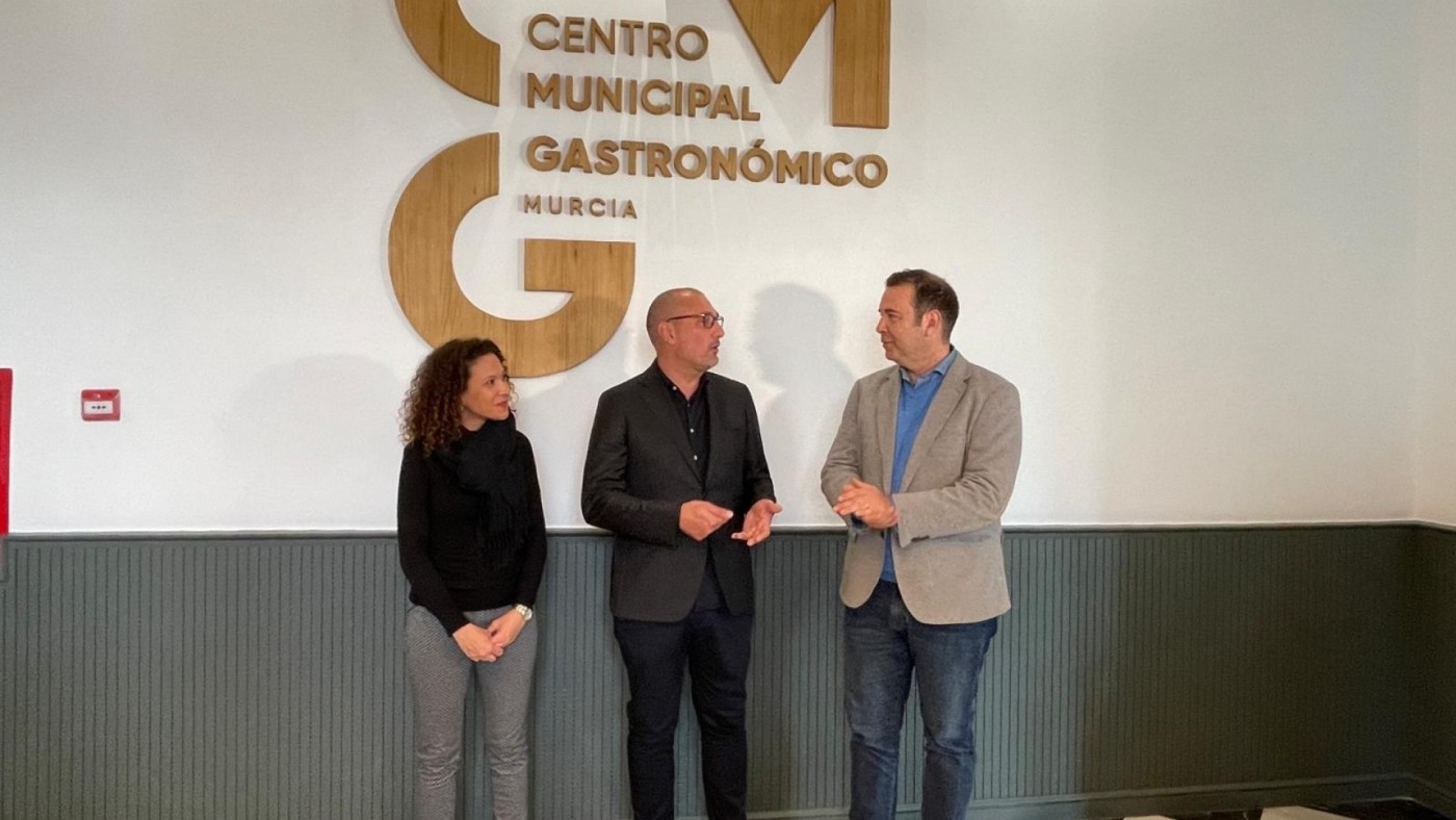 El Centro Municipal Gastronómico inaugura su programación de 2023 con un encuentro de chefs con Ferran Adrià