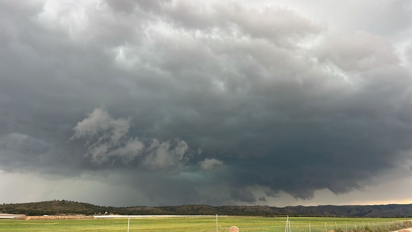 Aviso naranja en el Altiplano por lluvias y tormentas este jueves