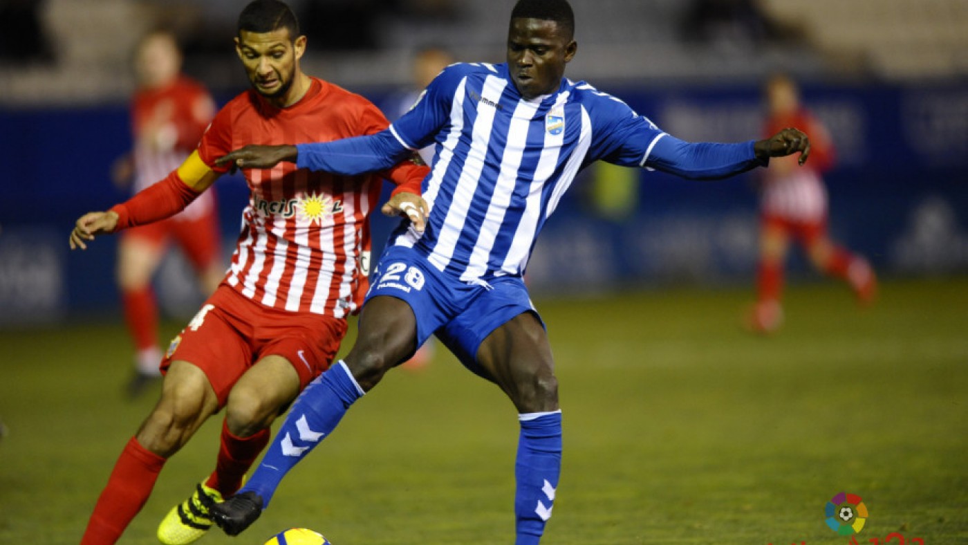 El Lorca cae en casa 1-2 frente al Almería