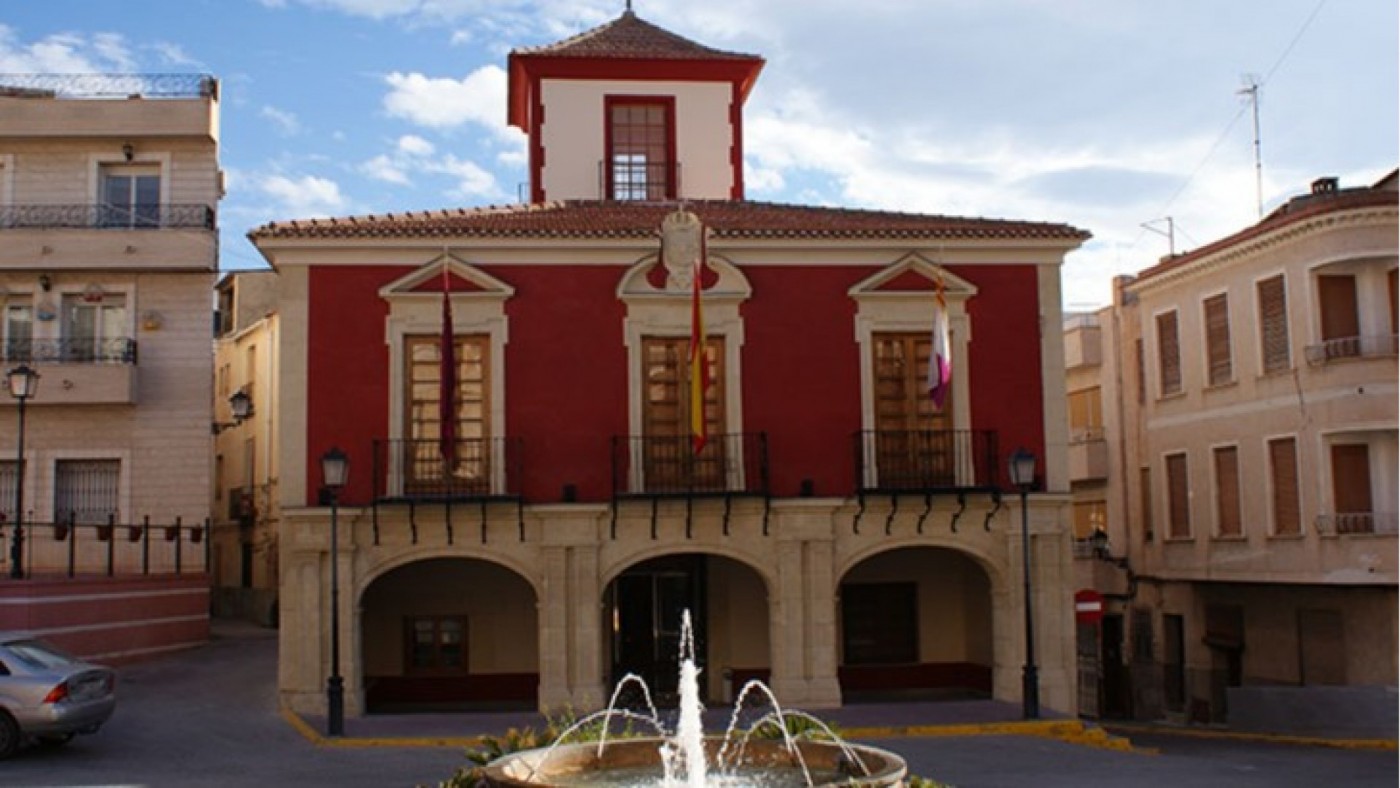 Investigan a un funcionario de Abanilla por un presunto desfalco en las cuentas públicas