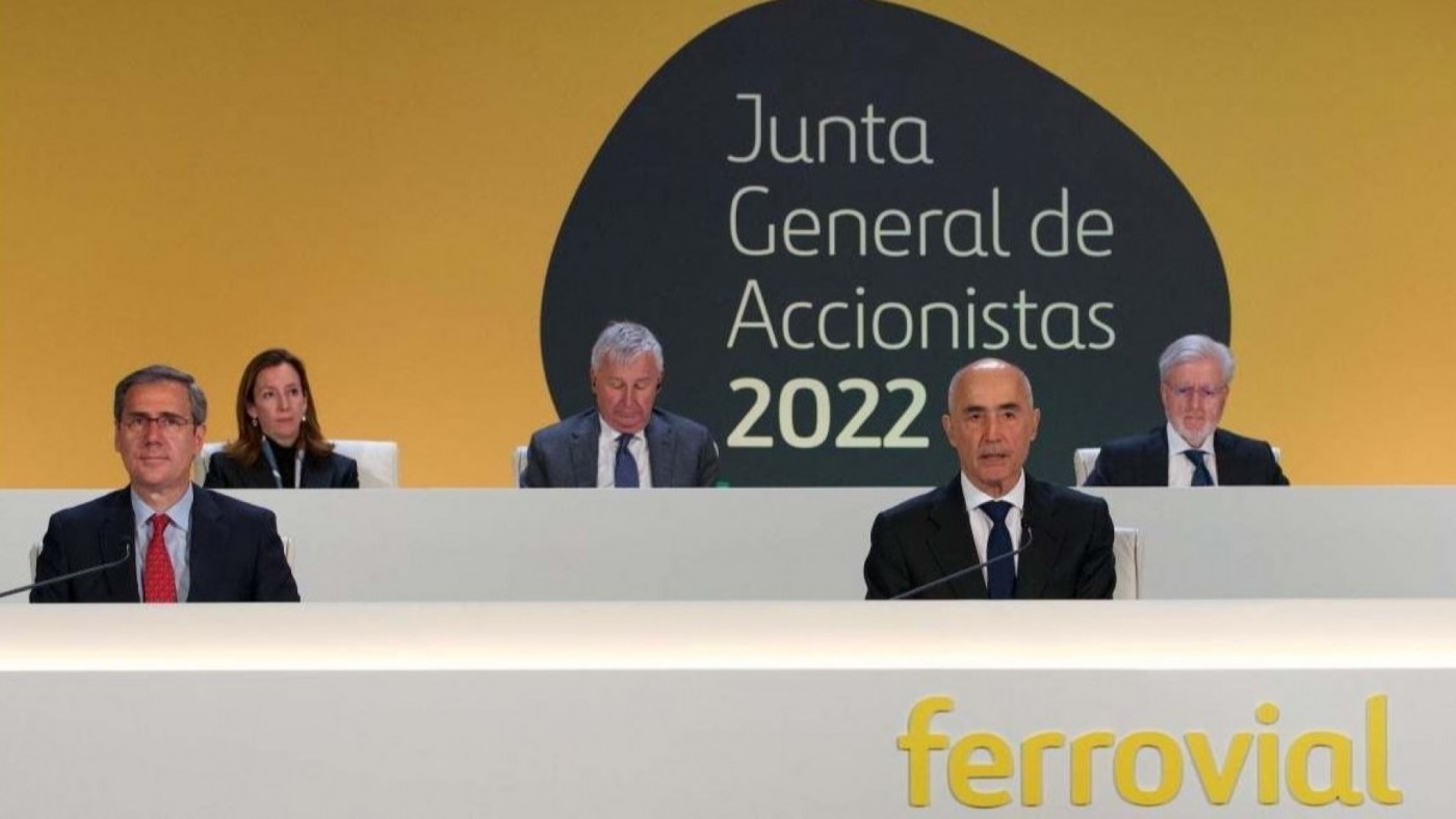 Ferrovial confirma por escrito al Gobierno que sigue con sus planes de irse a Países Bajos