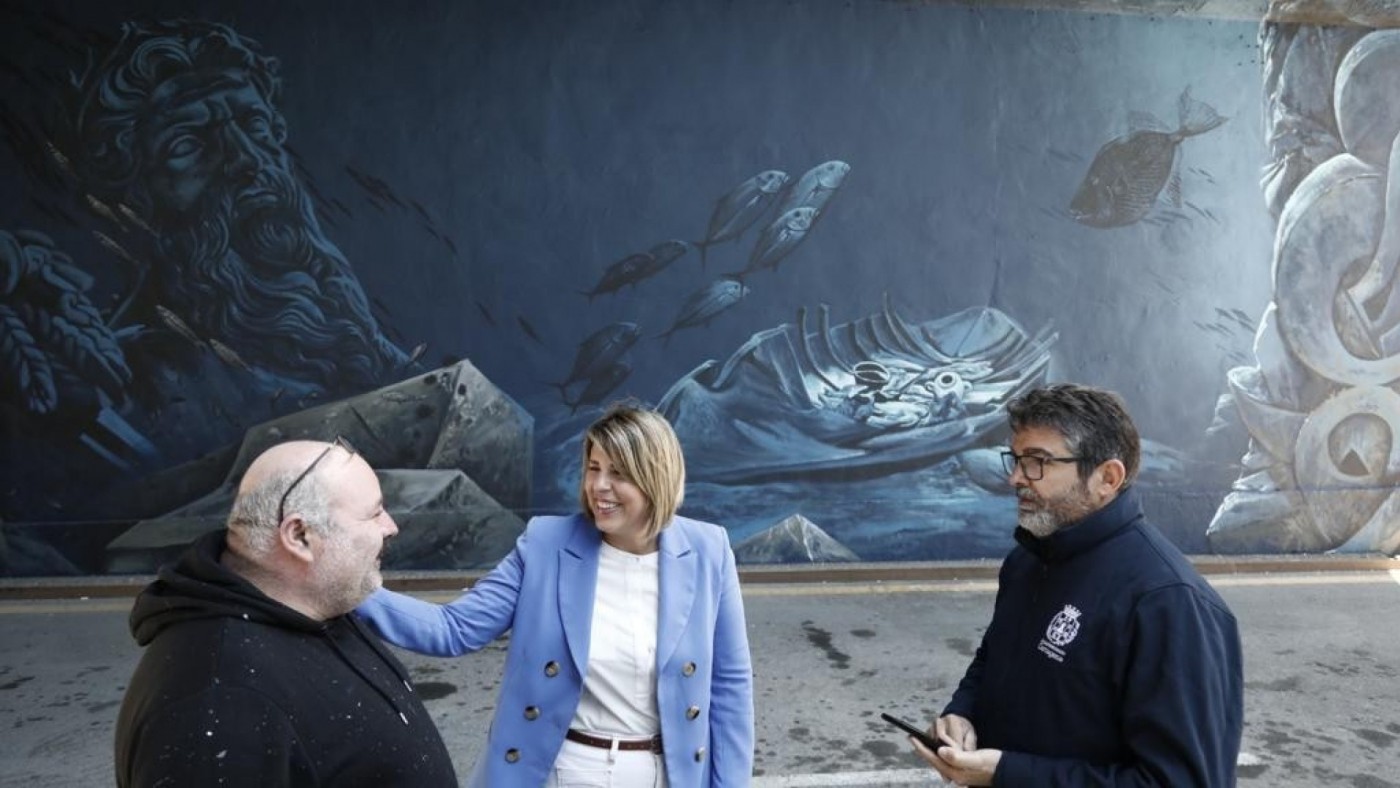 Se abre este jueves al tráfico la calle Gisbert tras acabar Kraser la primera fase de su mural