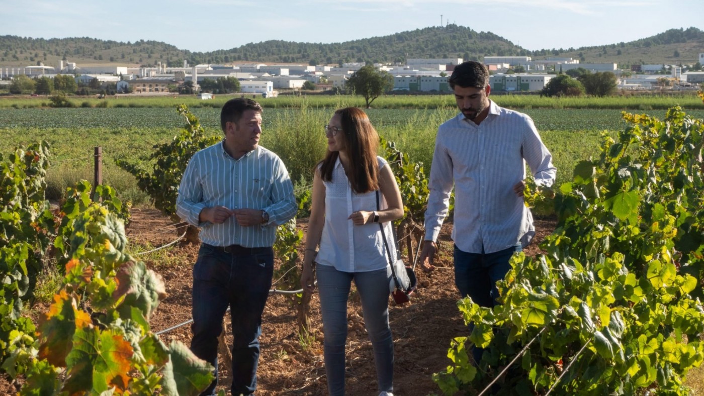 El Gobierno regional y la UE destinan 8 millones de euros para jóvenes agricultores y ganaderos