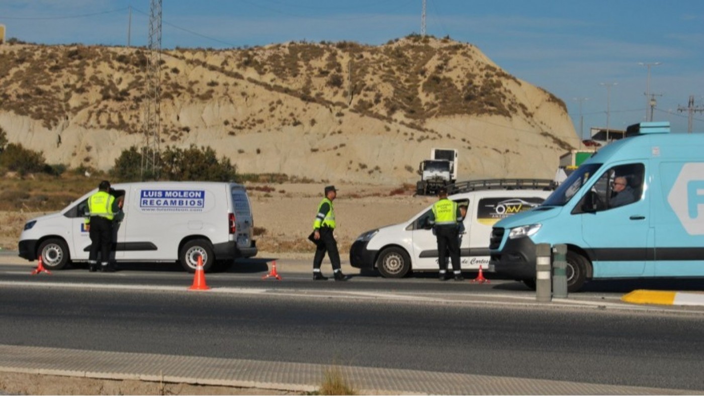 Campaña de la DGT para controlar la conducción en carreteras en obras