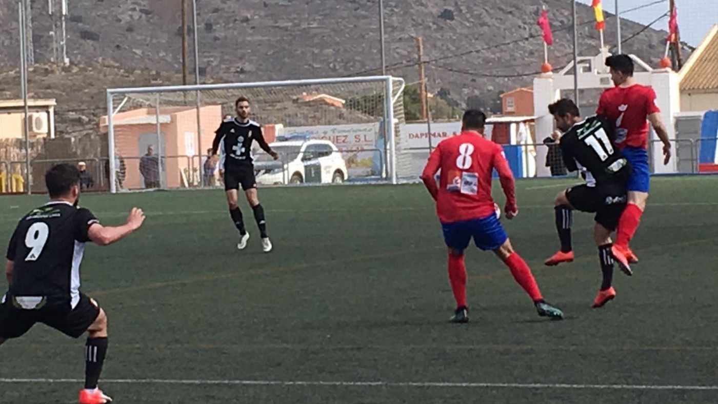 Empate sin goles entre la Minera y Lorca Deportiva 