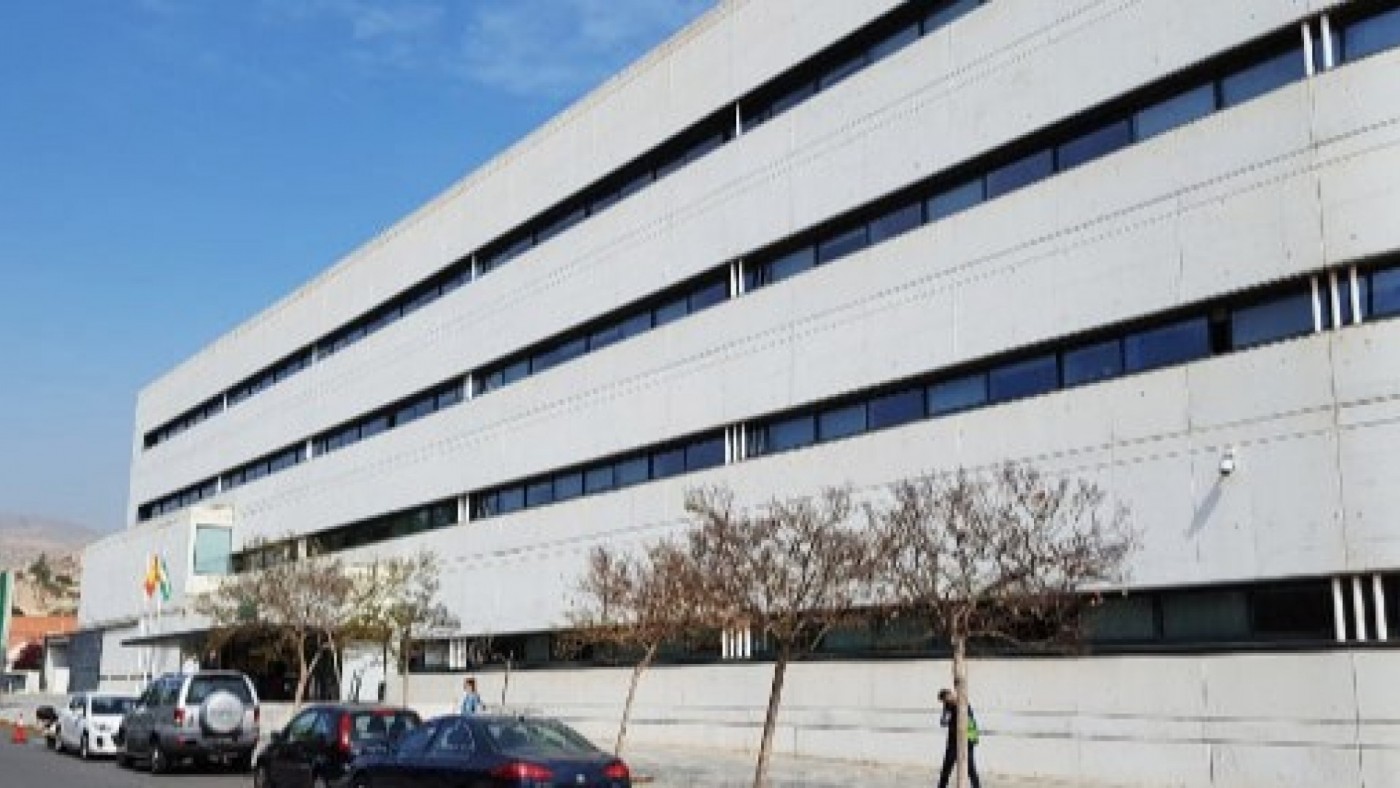Reclaman a la Junta que autorice el traslado de una veintena de profesores a la Región