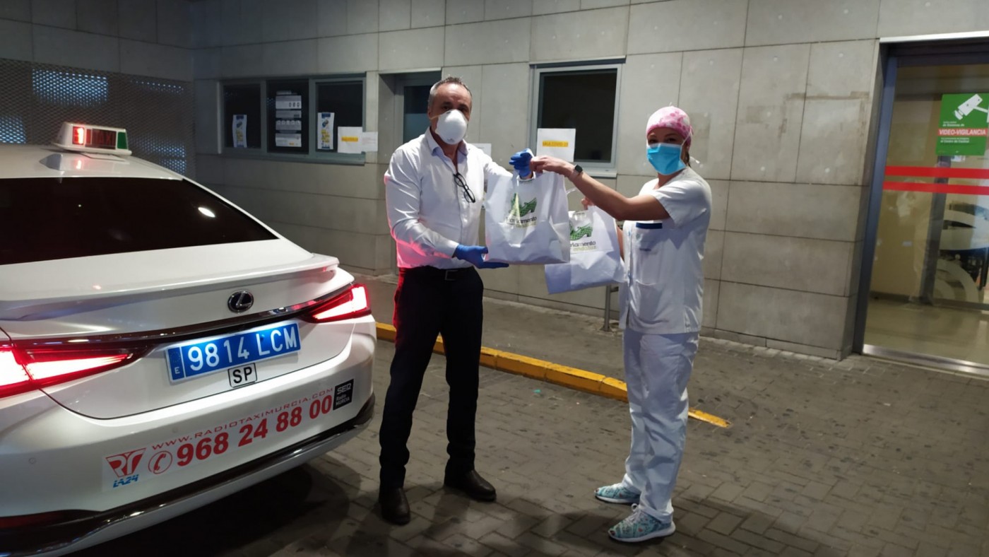 Cuerpo Enjuague bucal Revisión 8 de cada 10 taxistas en Murcia están parados por la pandemia | ORM