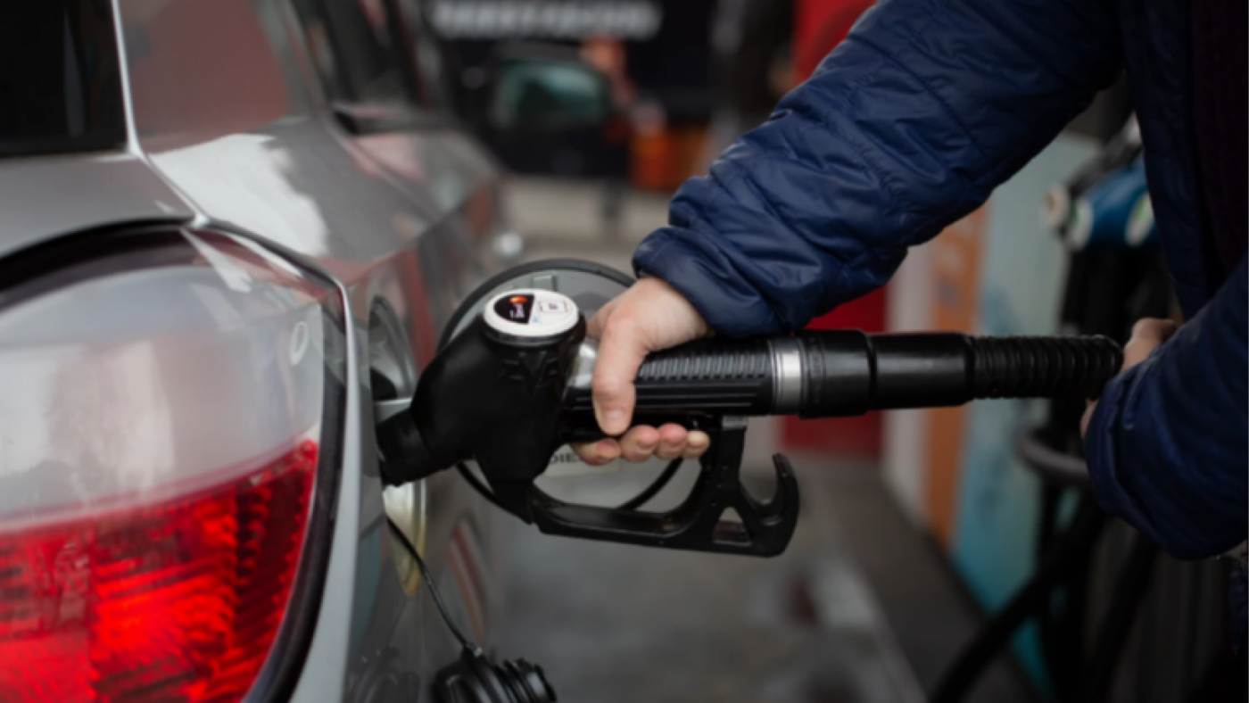 Sindicatos desconvocan la huelga en gasolineras tras un acuerdo salarial con la patronal