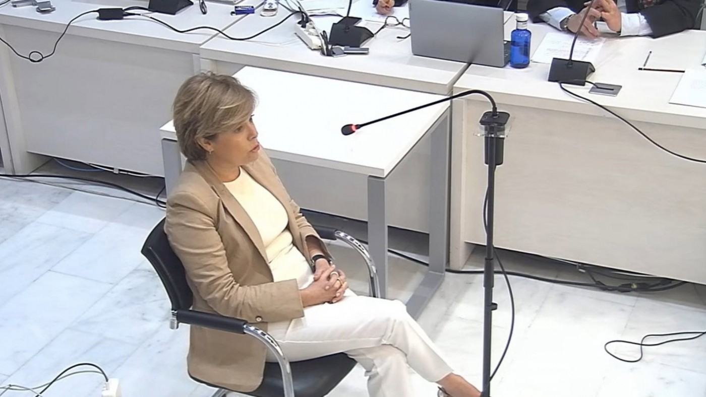 Soraya Sáenz de Santamaría desconoce si el CNI investigó a Bárcenas 