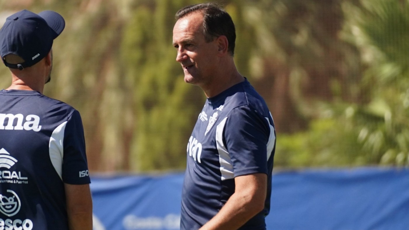 Etxeberria: "Flakus es un delantero diferencial; tenerlo es una suerte"
