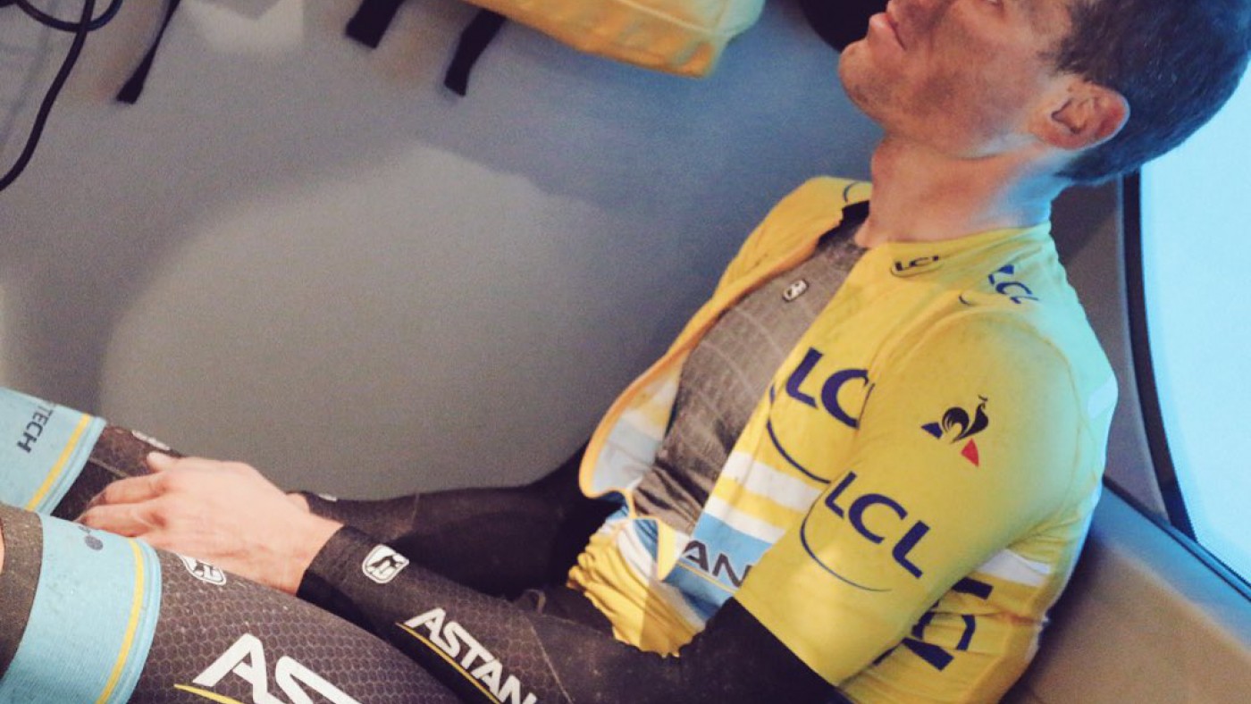 Luis León Sánchez cede el liderato de la París-Niza en la penúltima etapa