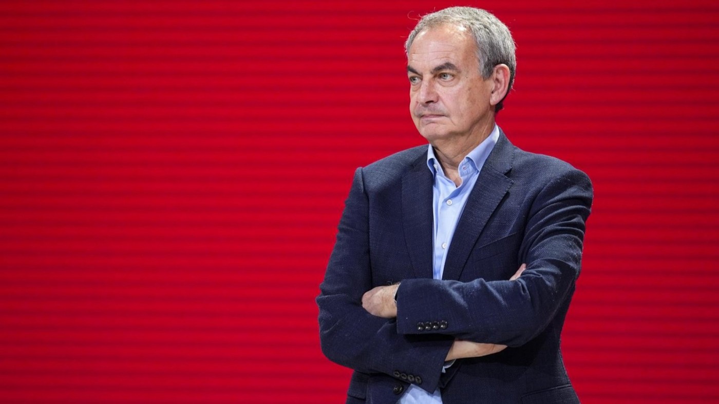 El juez bloquea 490.780 euros de las cuentas del expresidente Zapatero