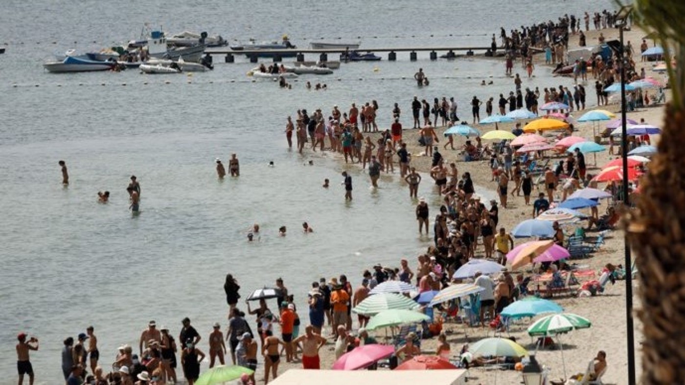Abrazo al Mar Menor el 10 de agosto y concentraciones ante la Asamblea Regional en julio