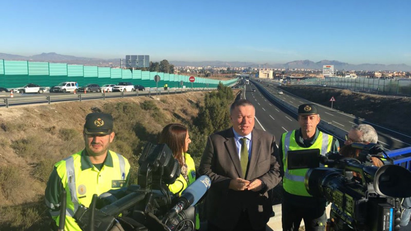 Bernabé y Jerez ofrecen los datos de la operación especial de tráfico