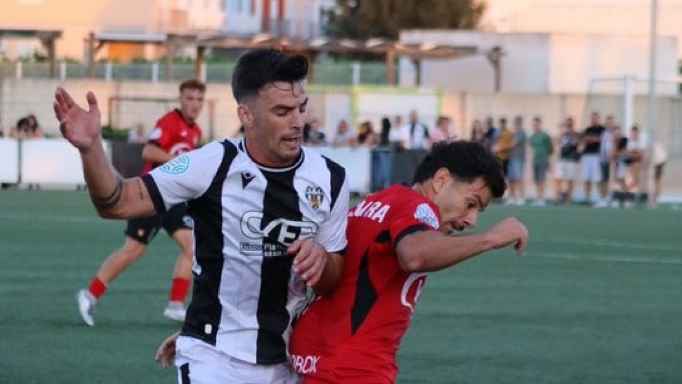El Cieza cae en el descuento ante el Castellonense (1-0)