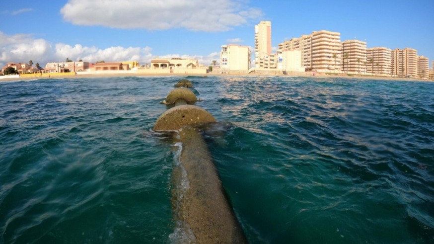 Nuevo verano con vertidos en Cala Reona