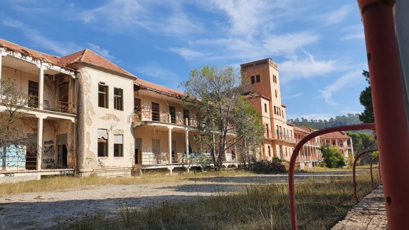 Futuro sostenible. El Sanatorio-Escuela de Sierra Espuña, en peligro de desaparición
