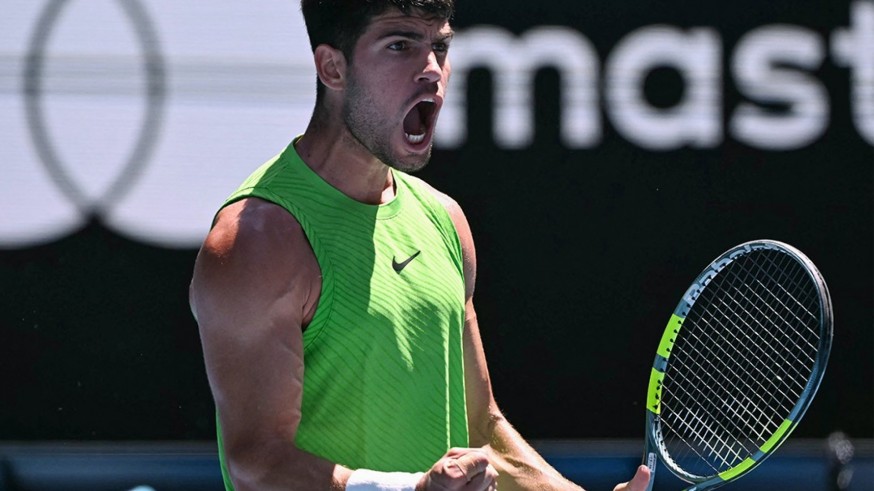 Alcaraz bate a Moutet y espera a Paul en los octavos del Australian Open