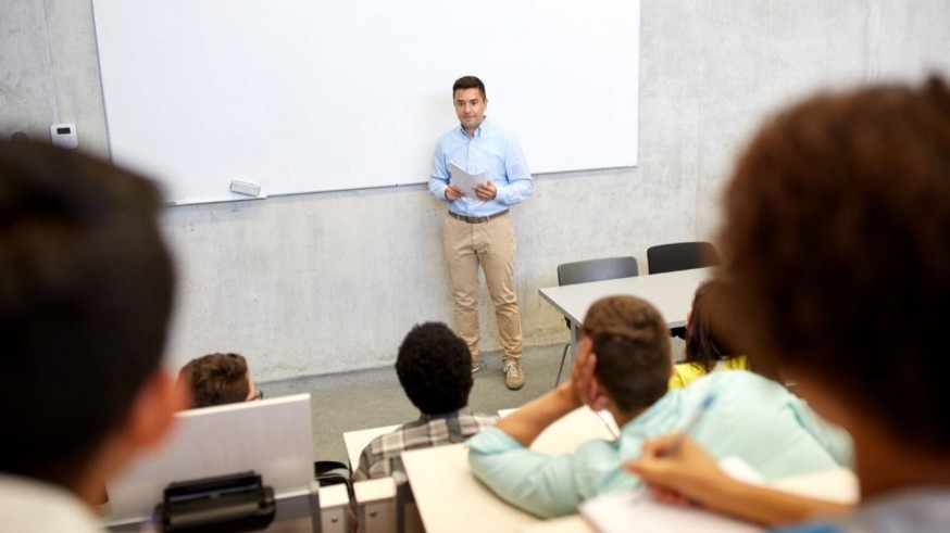 La UMU reclama "certidumbre" para contratar a 66 nuevos profesores a la espera del programa María Goyri