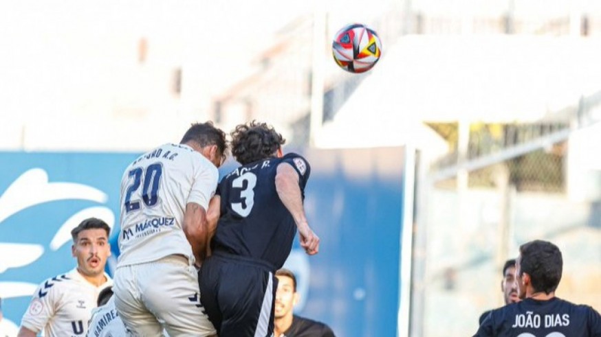 Arturo rescata al UCAM Murcia ante el Manchego (1-1)