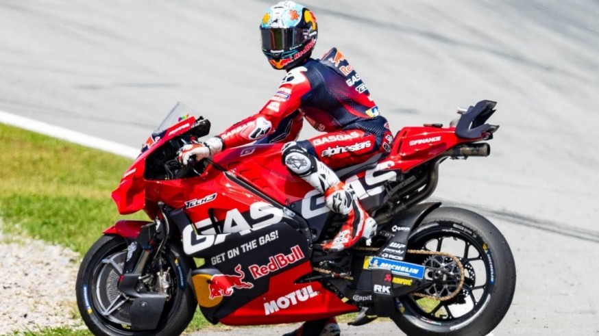 Acosta, cuarto mejor tiempo en la Practice del GP de Japón, directo a la Q2