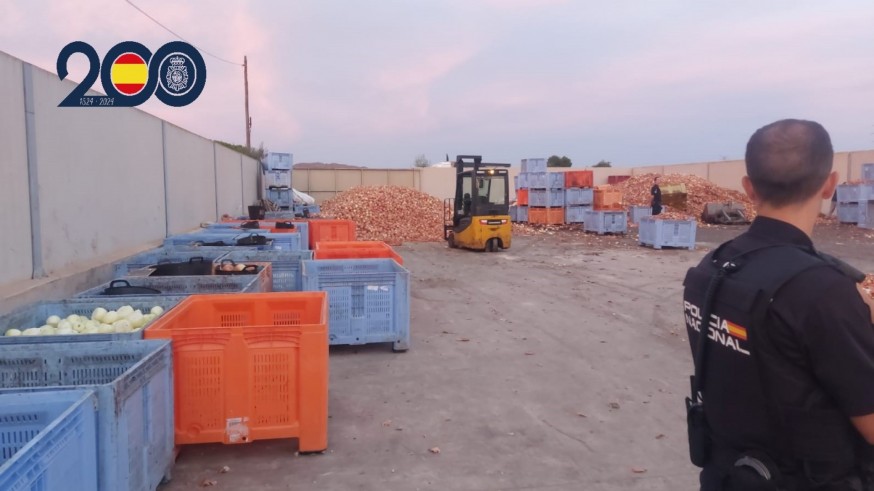 Liberados 65 ciudadanos de India y Nepal que estaban siendo explotados en una finca agrícola de Ulea