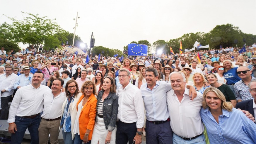 Feijóo pide votar "masivamente" contra Sánchez y "el peor Gobierno de la democracia"
