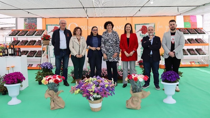 Puerto Lumbreras celebra su III feria de comercio y gastronomía 'El Puerto en flor'
