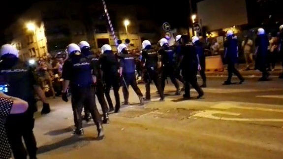 Despliegue policial en la protesta convocada por la plataforma Pro Soterramiento