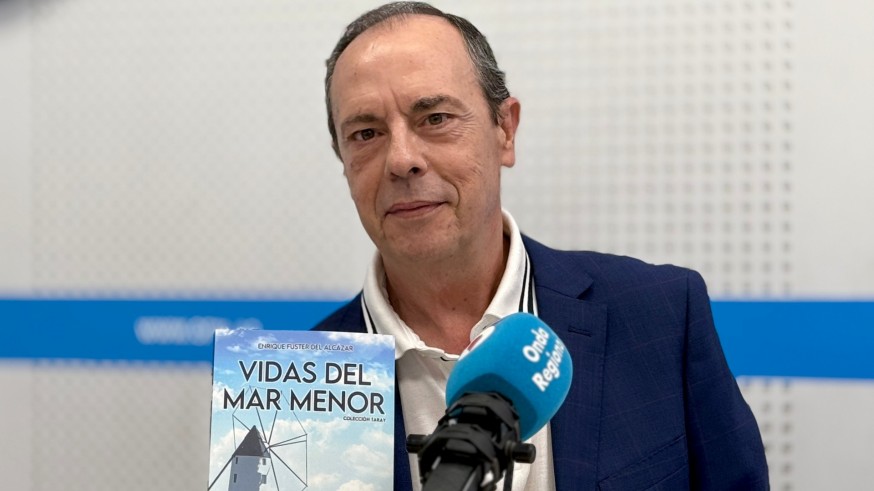 Enrique Fuster rescata la memoria humana y patrimonial en 'Vidas del Mar Menor'