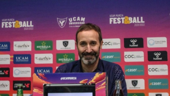 Sito Alonso renueva una temporada con UCAM Murcia