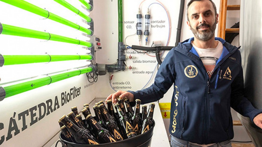PLAZA PÚBLICA. Cátedra Beer, primera cerveza artesana de España galardonada en los Premios Europeos de Medio Ambiente