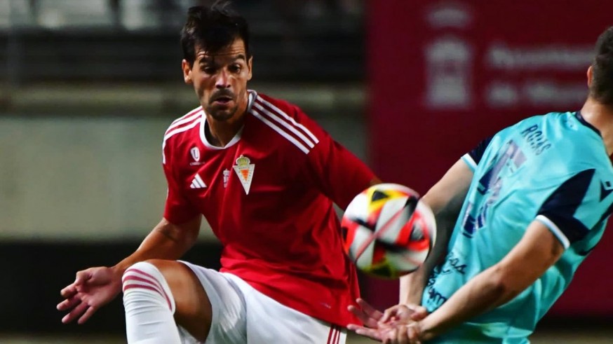 José Ruiz busca la reacción del Real Murcia: "No hay mejor rival que el Ibiza"
