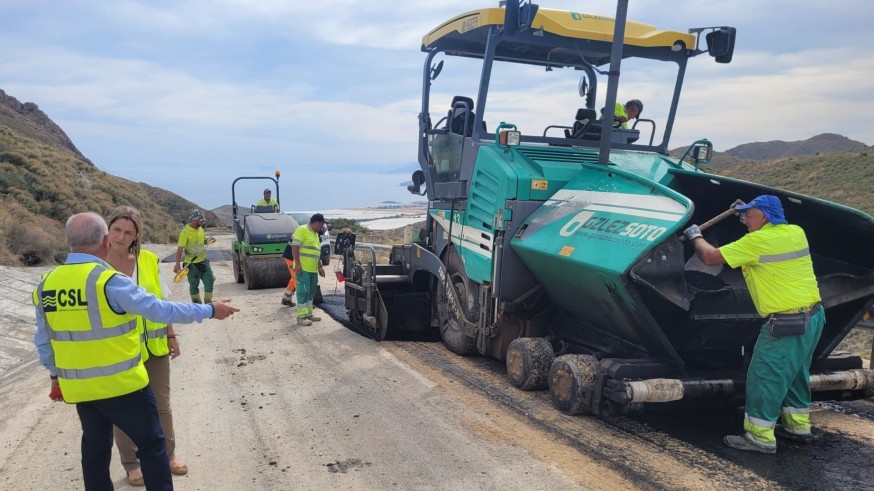 Las obras en la carretera del Cedacero acabarán la próxima semana