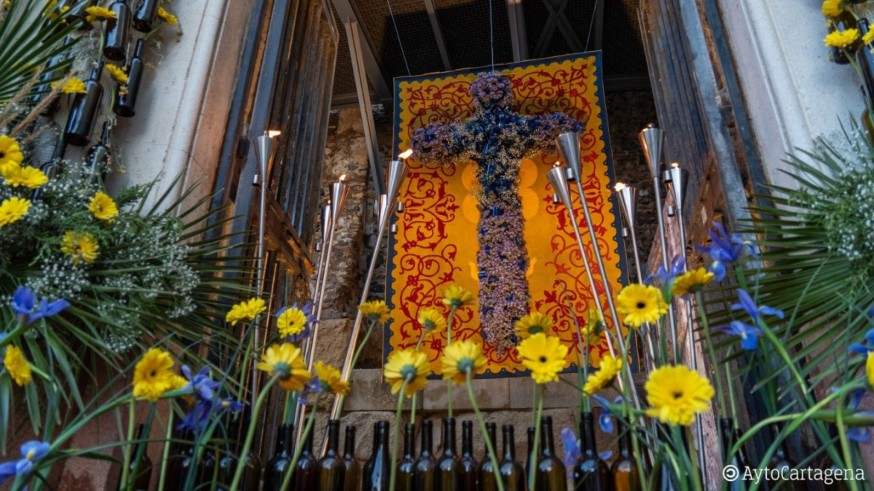 Cartagena instala una docena de Cruces de Mayo en el centro histórico este fin de semana