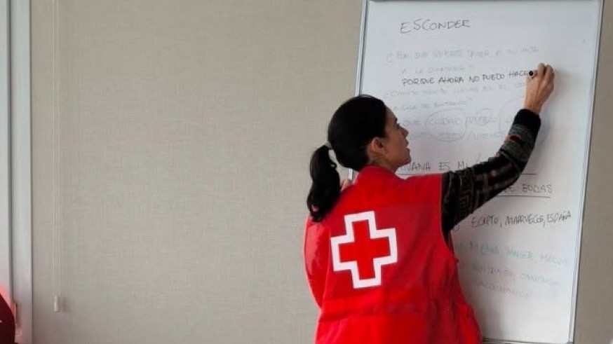 El español como puente hacia la esperanza. Cruz Roja con las personas refugiadas
