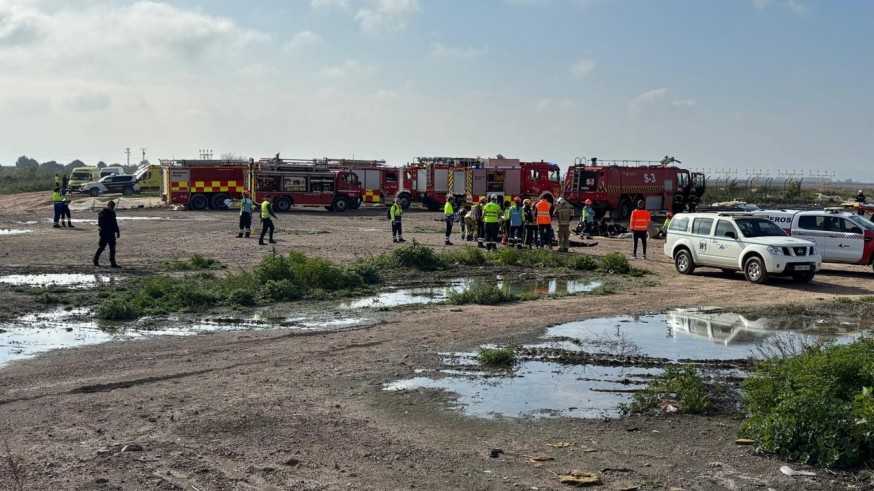 Simulacro de accidente aéreo en el aeropuerto de Corvera pone a prueba la respuesta ante emergencias