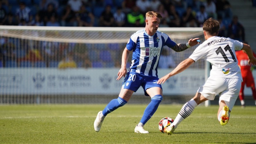 El Yeclano se refuerza con el centrocampista Unai Rementeria 