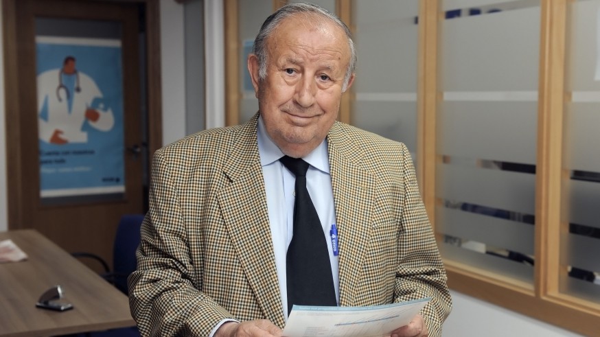 VIVA LA RADIO. Pretexto sonoro. Dr Diego Lorenzo, director de ASISA Murcia: premio Hipócrates 2017.