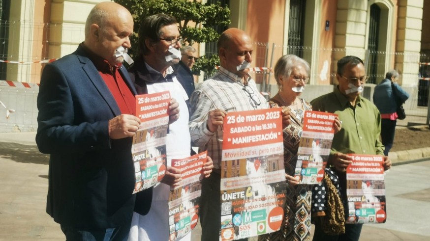 Colectivos denuncian "persecución" para evitar la manifestación contra el Plan de Movilidad