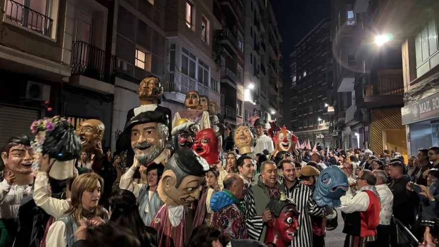 El Entierro de la Sardina toma el centro de Murcia en su 175 aniversario