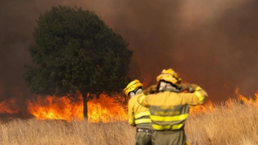 Bajan a 13 los incendios activos de nivel 2 en Castilla y León, Galicia y Asturias